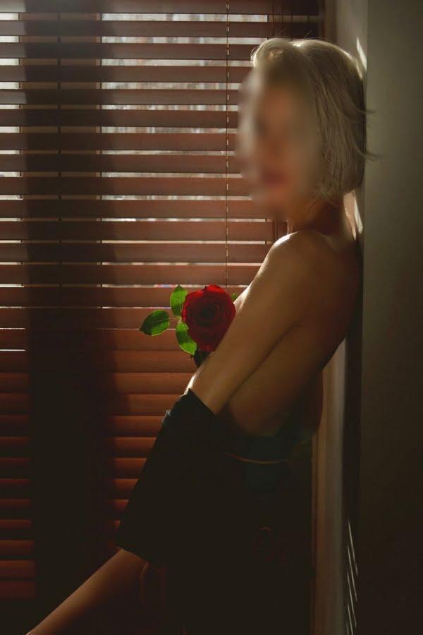 Шлюха Питера Кристина +7(981)284-95-14