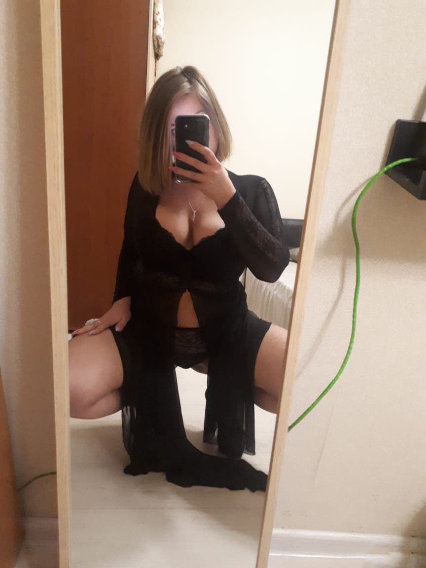 Инна проститутка интим салон СПб у метро Достоевская номер салона шлюх